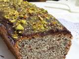 Cake aux graines de pavot, chocolat et pistaches