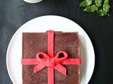 Gâteau cadeau (chocolat, poire et beurre de cacahuète)