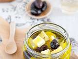 Emmental mariné aux olives, thym & citron
