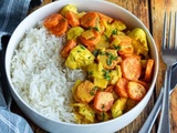 Curry de poulet aux carottes et lait de coco