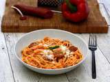 Spaghetti à la crème de poivron, chorizo et crevettes