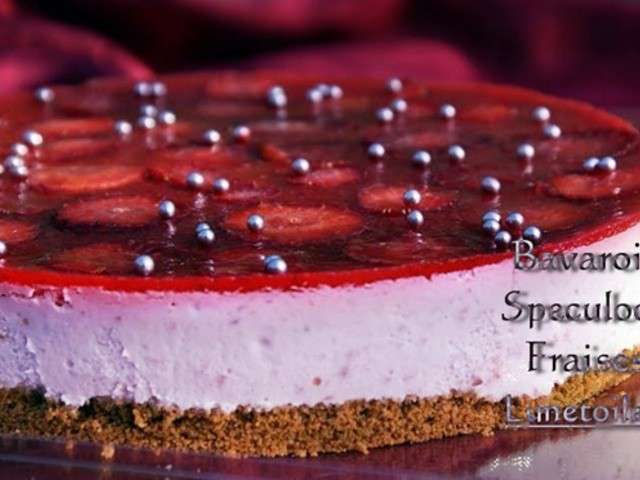 Gâteau roulé imprimé très girly à la confiture de fraise - Recettes de  cuisine Ôdélices