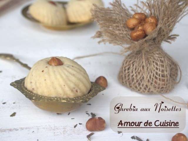 Gâteau Sec Naturel Au Sucre Ghribia : Originaire du maghreb, la ghribia est une pâtisserie ...