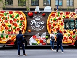Comment le covering transforme un camion à pizza en publicité mobile irrésistible