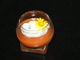 Verrine de gaspacho gélifié et chèvre aux herbes du jardin