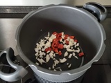 Comment faire cuire des moules au chorizo à la cocotte minute