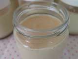 Yaourts maison au lait de soja à la vanille & purée d’amandes