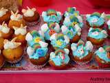 Cupcakes pour la fête d'anniversaire de ma fille avec ses copains /copines décor arc en ciel et licorne