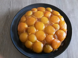 Gâteau aux abricots caramellisé