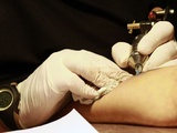 Que faire en cas de mauvaise pénétration de l’encre d’un tatouage