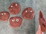 Cookies monstrueux aux yeux rigolos sur coonies (cookies brownies)