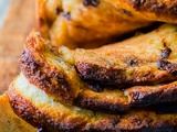 Brioche à effeuiller aux pépites de chocolat