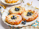 Brioche aux myrtilles et crème pâtissière