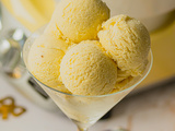 Glace à la vanille maison à la sorbetière