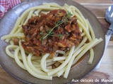 Bucatini Grandi (pâtes) à la bolognaise de champignons de Paris