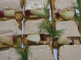 Toasts grillés au foie gras et pomme