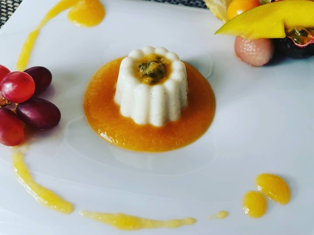 Recette - Cuillères au tartare de Saint-Jacques et ananas à la vanille en  vidéo 