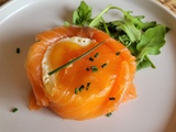 Nid d'oeuf au saumon fumé