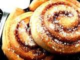 Cinnamons rolls/Petits pains roulés à la cannelle