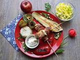 Repas minceur à la plancha - Brochettes de dinde marinées, légumes grillés
