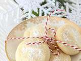 Kourabiedes petits biscuits de Noël grec