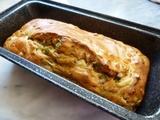 Cake Fourre Tout légumes, tomate séchée, fromage, lardons