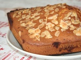 Gâteau aux Cerises amarena décor Amandes effilées