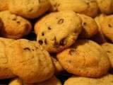 Mini cookies au pépites noires