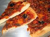 Pizza tomate anchois poivron