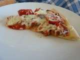 Pizza tomate thon mozzarelle poivron piment