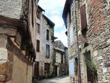 Quelques images du village médiéval de Monestiés (81)