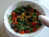 Salade de pourpier, tomate cerise et maïs