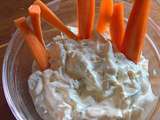 Sour cream and onions dip