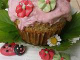 Cupcakes au thé matcha et à la fraise