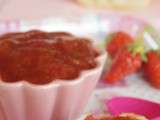 Confiture de rhubarbe, fraises et vanille… un peu de magie dans vos pots