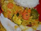 Merlu à la vapeur et légumes au curry