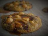 Cookies Michalak avec noix de macadamia et caramel au beurre salé