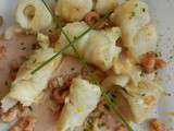 Filets de sole, crevettes grises § sauce au Porto