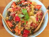 Salade de quinoa sucrée comme un taboulé aux fruits