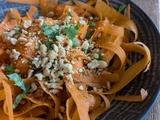 Tagliatelles de carottes pour une salade asiatique gourmande
