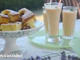 Gâteau aux figues et à la noix de coco, smoothie aux abricots