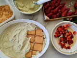 Gâteau sans cuisson à la pistache et aux fraises
