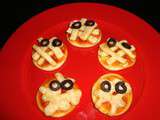 Mini-pizzas momies ( pour Halloween )