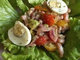 Salade de crudités et allumettes de bacon