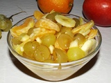 Salade de fruits d’automne (raisins, clémentines et oranges)
