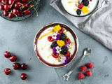 Nos idées de toppings gourmands et sains pour booster vos yaourts ou smoothies