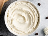 10 meilleurs substituts pour la crème épaisse (+ alternatives faciles)