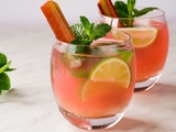 13 cocktails à la rhubarbe pour un doux printemps Shindig