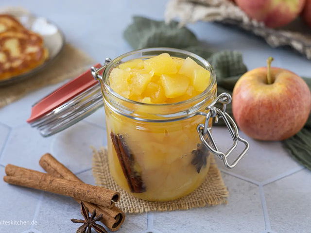Compote de pommes miel - cannelle : Recette de Compote de pommes miel -  cannelle