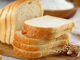 Prix du pain au détail baissent en mars